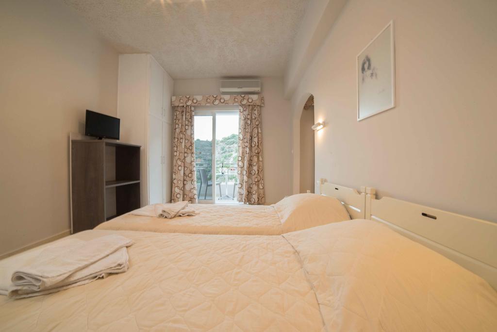 Athena Apartments Agia Galini Екстериор снимка