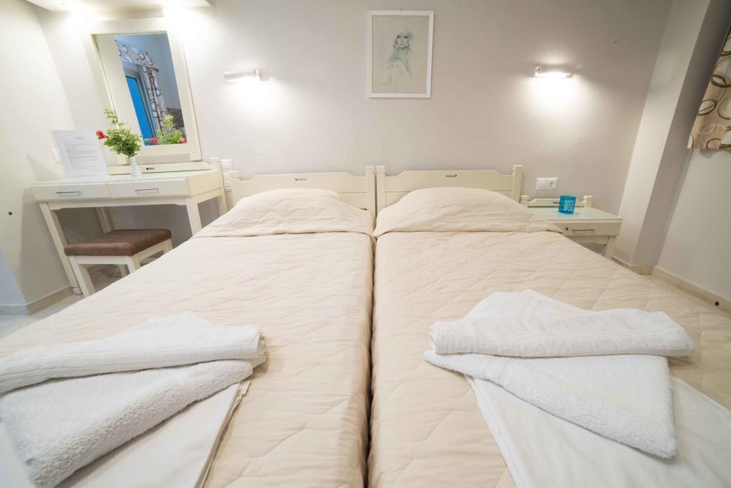 Athena Apartments Agia Galini Екстериор снимка